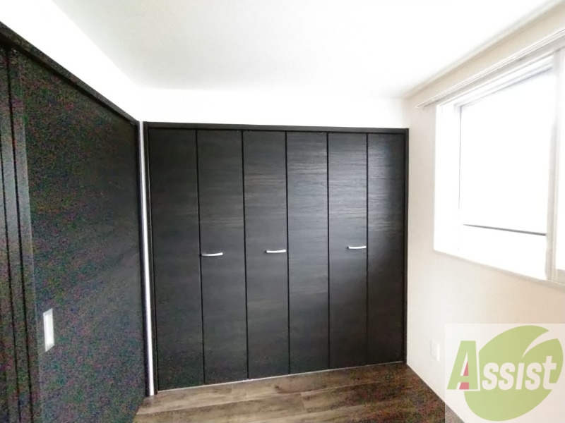 収納　クローゼット。荷物がたくさんあっても問題ないですね。