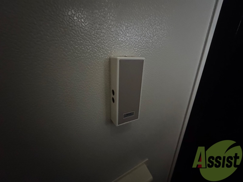 セキュリティ　窓を開けると風通しも良く、気分も上がりそう！