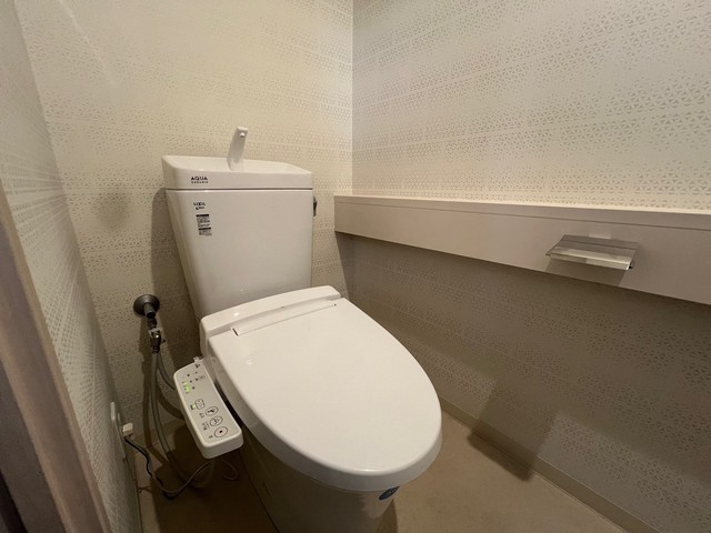 トイレ　トイレ／温水洗浄便座