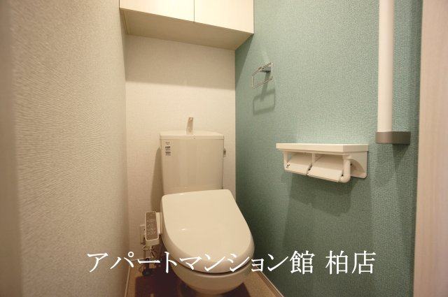 バルコニー　同施工会社、同型タイプです