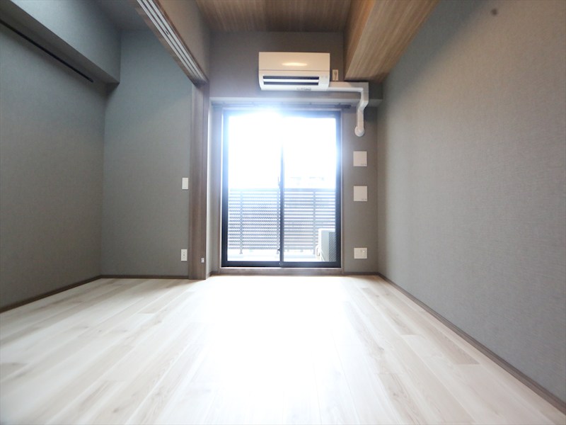 バルコニー　ＤＫ7.8帖　洋室2.2帖　エアコン完備　バルコニー