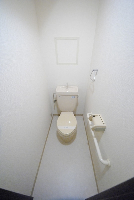 トイレ　写真は７０１号室
