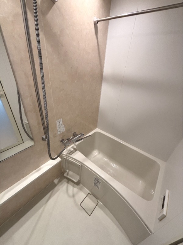 バス・シャワールーム　同型イメージ