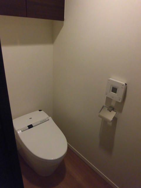 トイレ　コンパクトで使いやすいトイレです