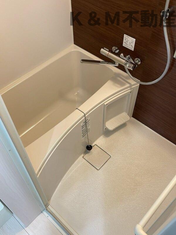 バス・シャワールーム　お風呂です