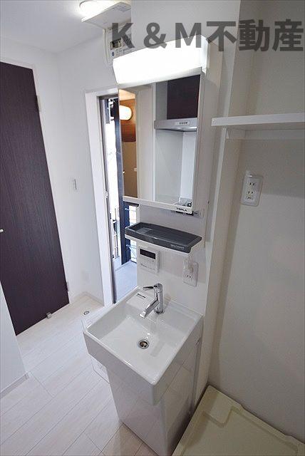 洗面設備　忙しい朝には欠かせない洗面所です