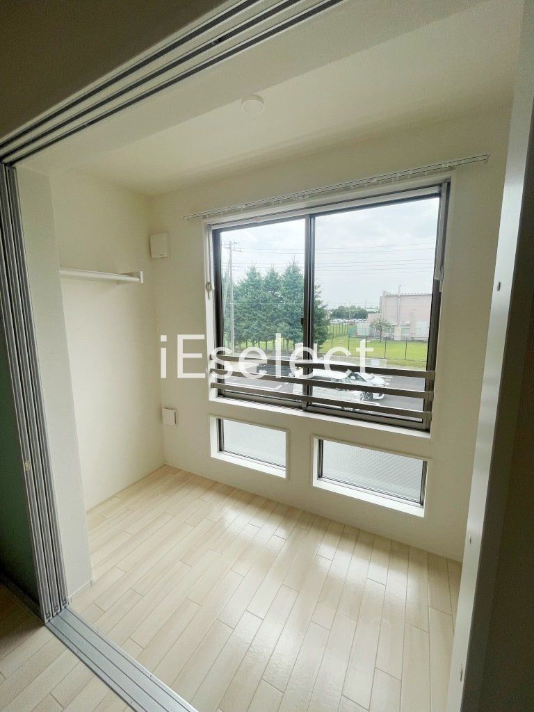 バルコニー　※同仕様の画像の為、実際とは異なります