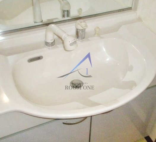 洗面設備　洗面台です。