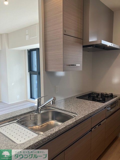 キッチン　※写真は同タイプ住戸です。