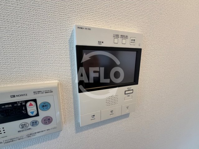 セキュリティ　セレニテ京橋クレア　TV付きモニターホン