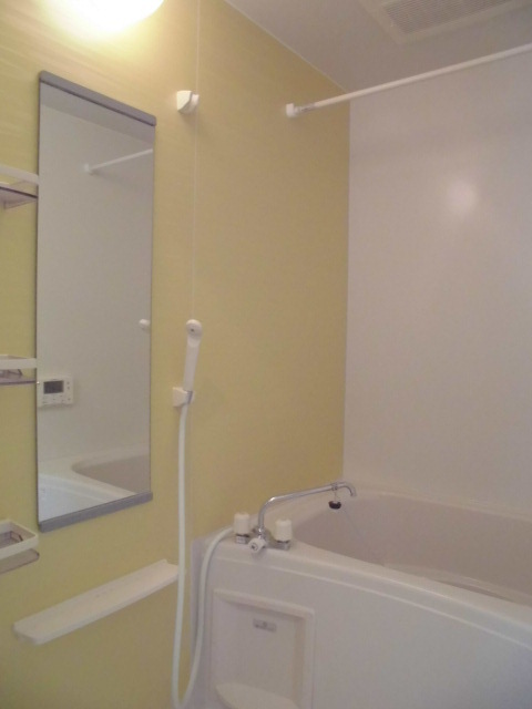 バス・シャワールーム　バス