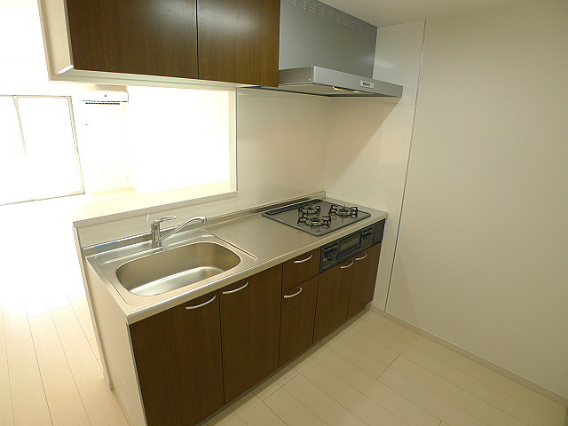 キッチン　キッチンはシステムキッチン