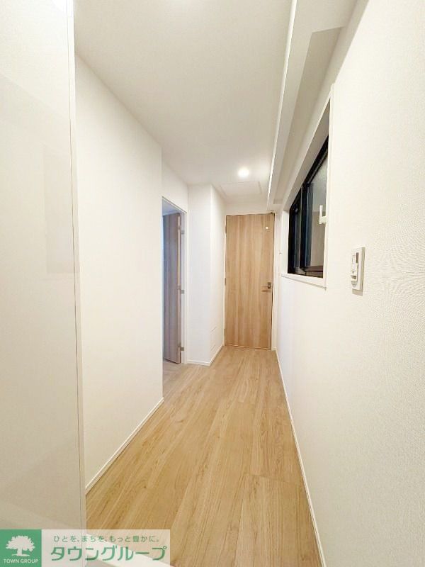 玄関　お部屋探しは株式会社　タウンハウジング　までお気軽にお問合…