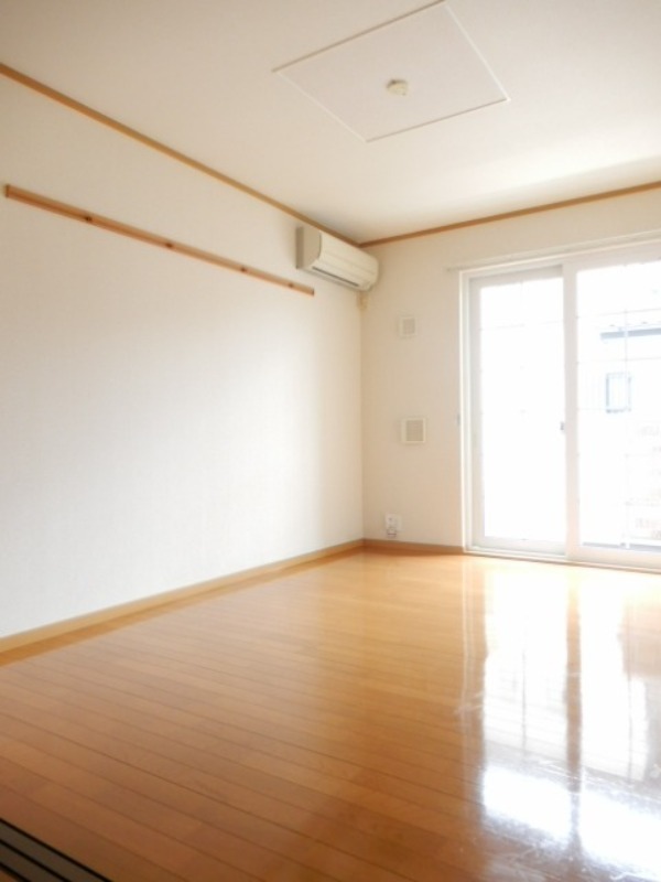 居室・リビング　図面と現状に相違がある場合には現状を優先