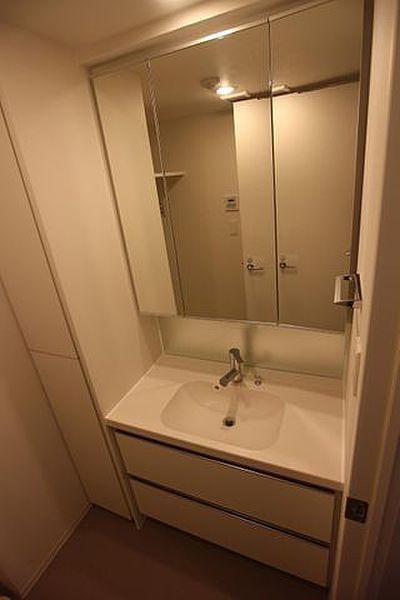 洗面設備　別部屋参考写真