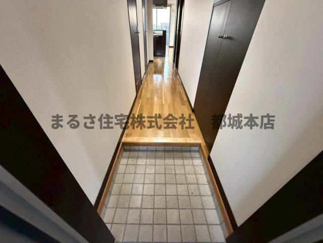 玄関　103の写真です。