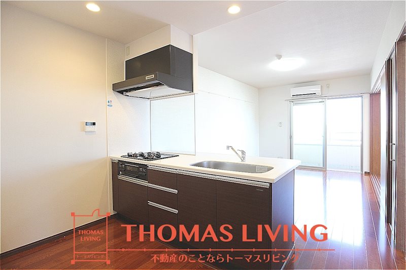 キッチン　人気のカウンターキッチンです。