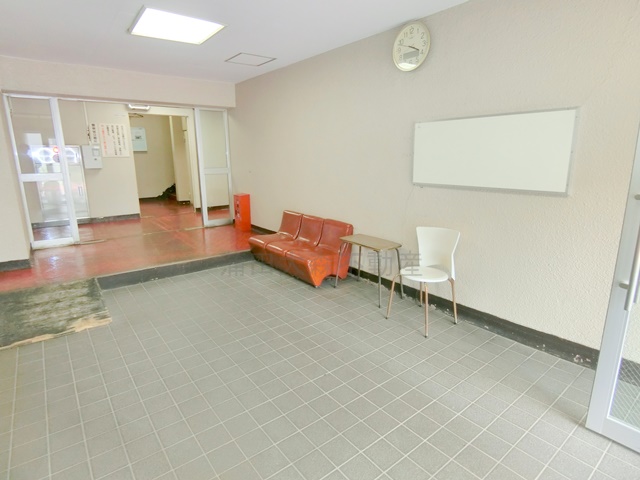 エントランス　エントランス