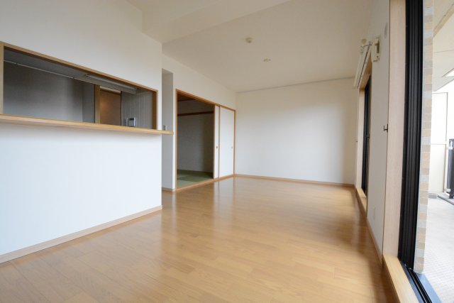 居室・リビング　東向き11.1帖のリビングです♪