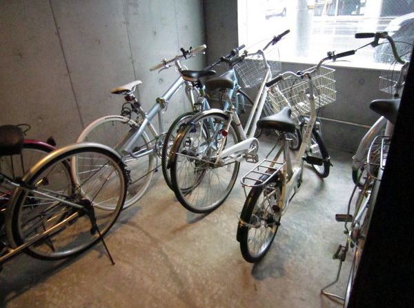 駐車場　駐輪場