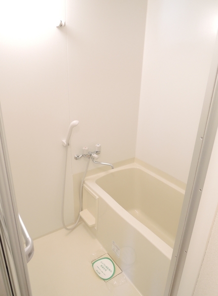 バス・シャワールーム　別部屋参考写真