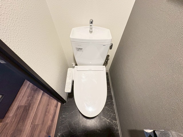 トイレ　別号室の写真です