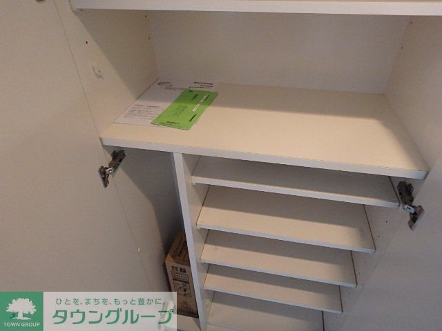 収納　靴入