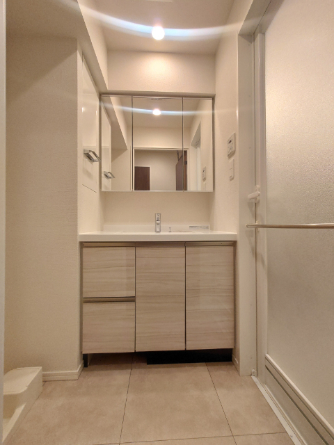 洗面設備　同タイプ