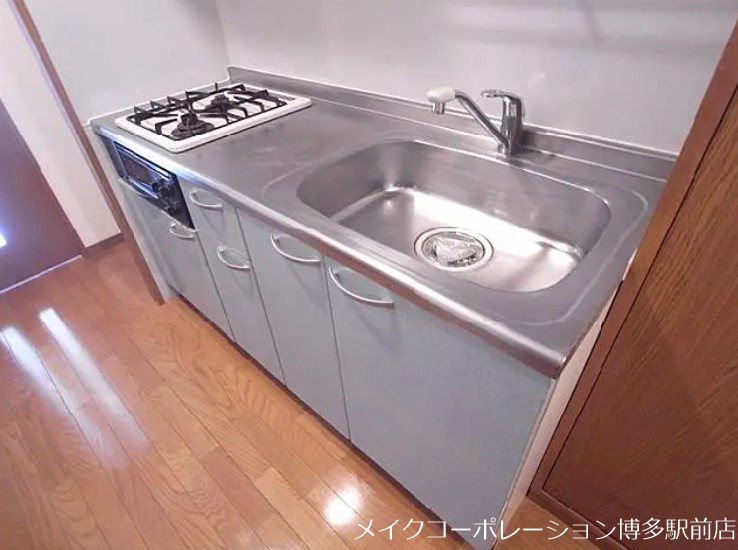 キッチン　※室内写真、間取りは現状優先です※