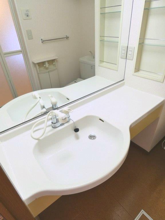 洗面設備　図面と現状に相違がある場合には現状を優先