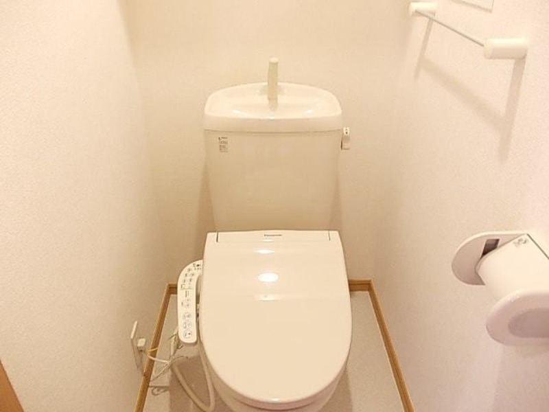 トイレ　図面と現状に相違がある場合には現状を優先