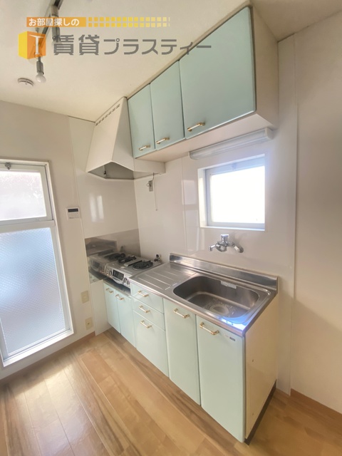 キッチン　調理スペースもしっかり確保