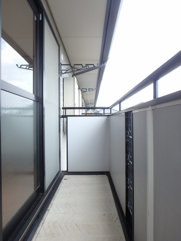 バルコニー　図面と現状に相違がある場合には現状を優先