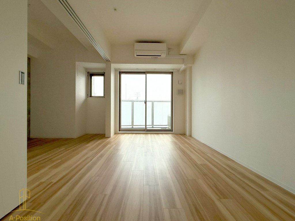 居室・リビング　セレニテフラン難波