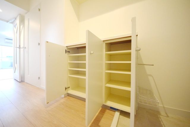 玄関　室内・室内設備