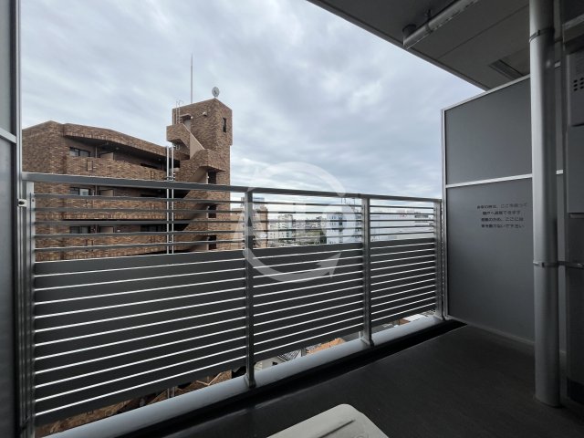 バルコニー　コンフォリア江坂広芝町　バルコニー