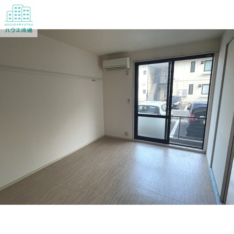 居室・リビング　※反転タイプ