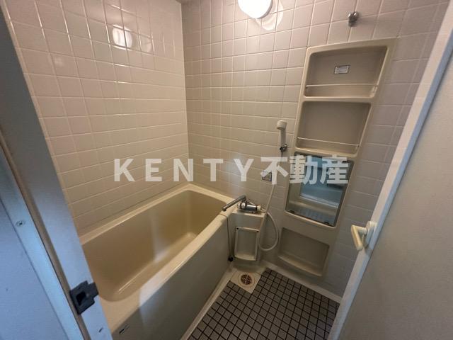 バス・シャワールーム　お風呂で日々の疲れを落としましょう