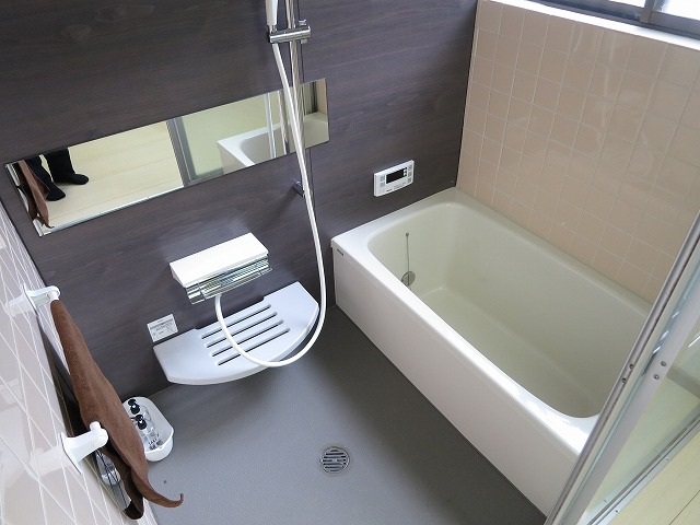 バス・シャワールーム