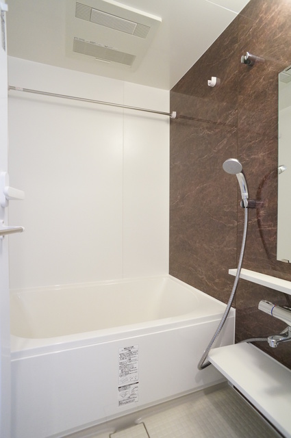 バス・シャワールーム　浴室乾燥追い焚き付き