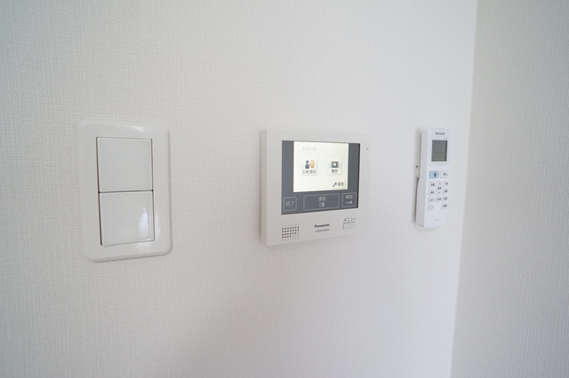 セキュリティ　エントランスモニタ付きオートロック