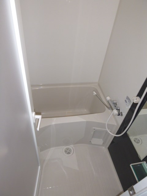 バス・シャワールーム　※別のお部屋のお写真です。御参考までに。