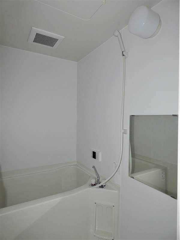 バス・シャワールーム　お風呂です