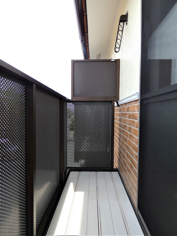 バルコニー　陽当たり良好なバルコニーです