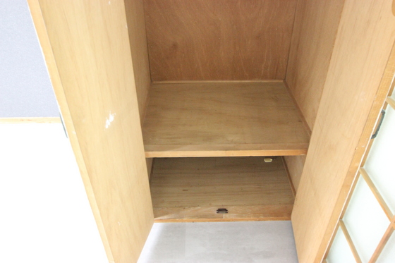 収納　※別室の写真です