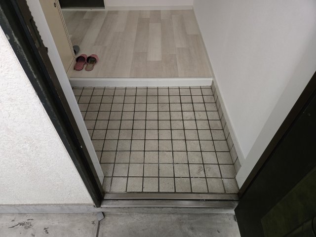 玄関　レジデンス千代田