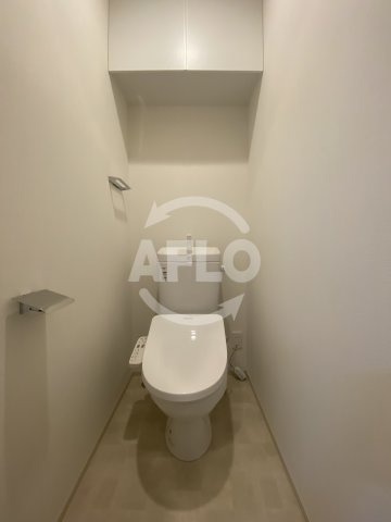 トイレ　スプランディッド天王寺III　トイレ