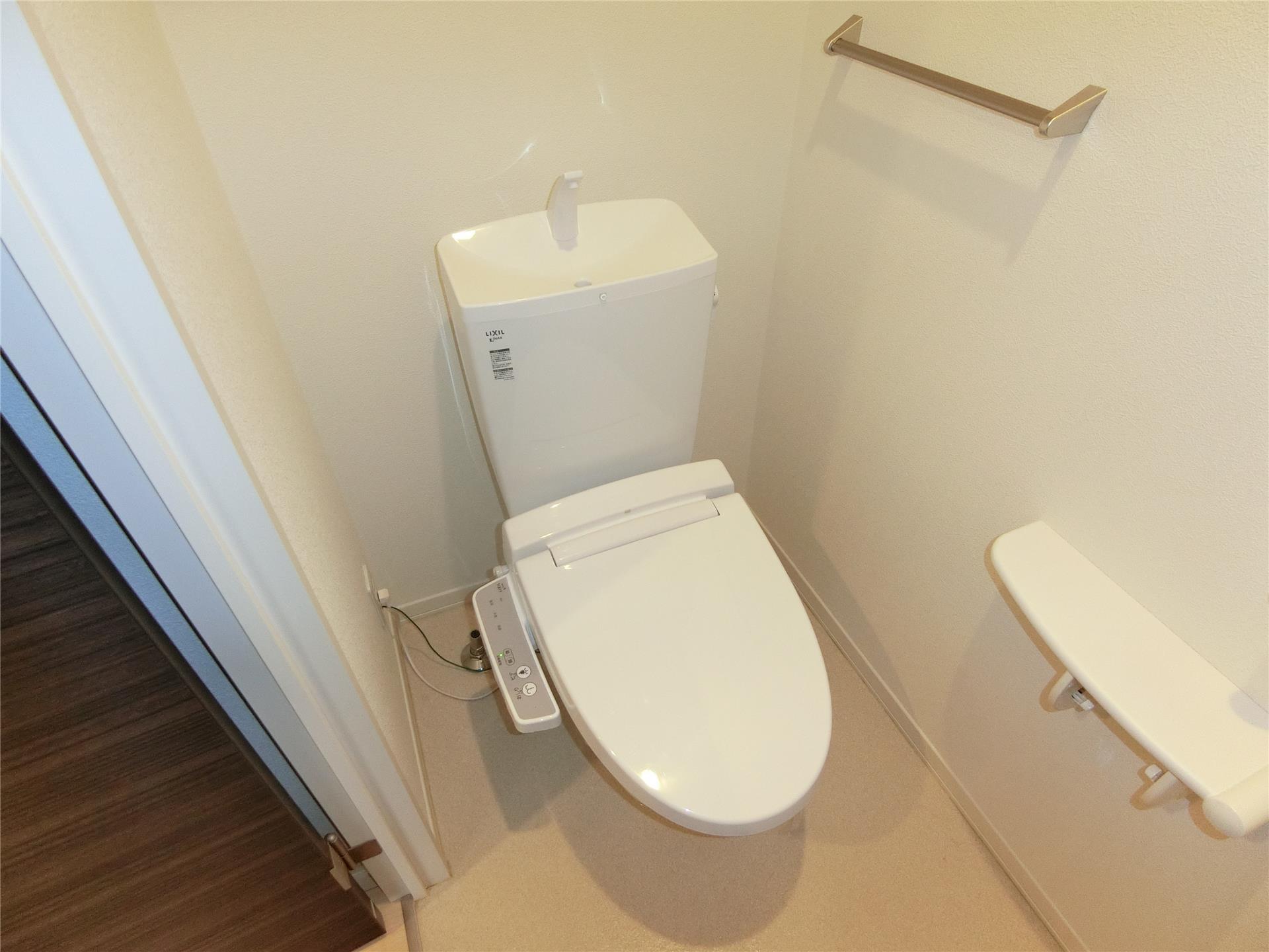 トイレ　ウォシュレット付き洋式トイレ♪（同仕様画像）