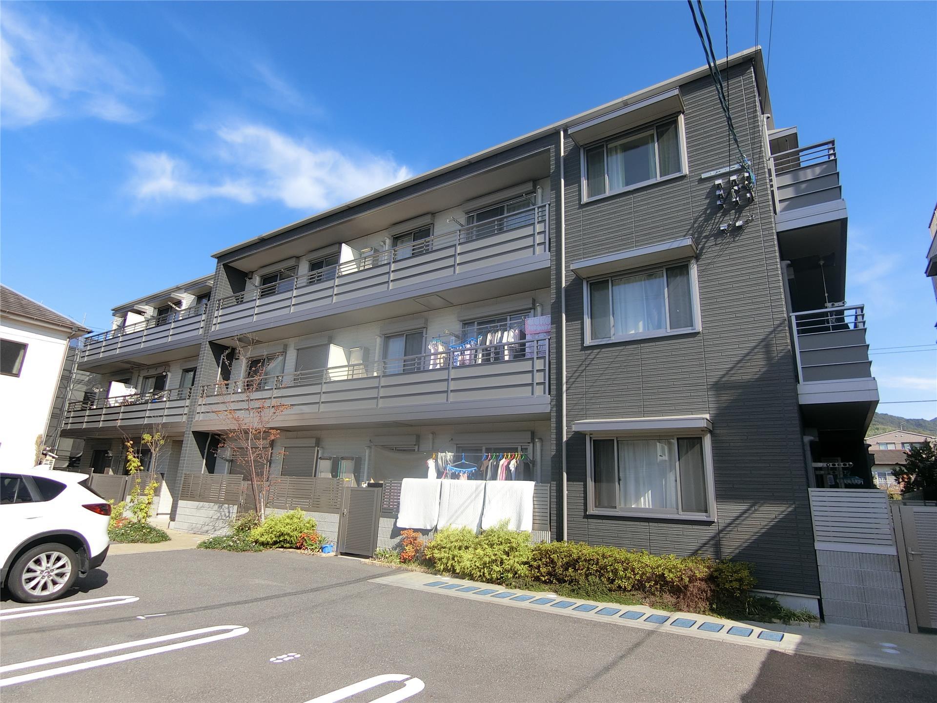 建物外観　2017年築　シャーメゾン新町