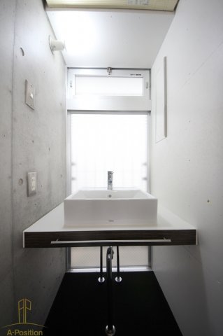 洗面設備　北浜コンソール